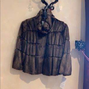 Faux fur short jacket